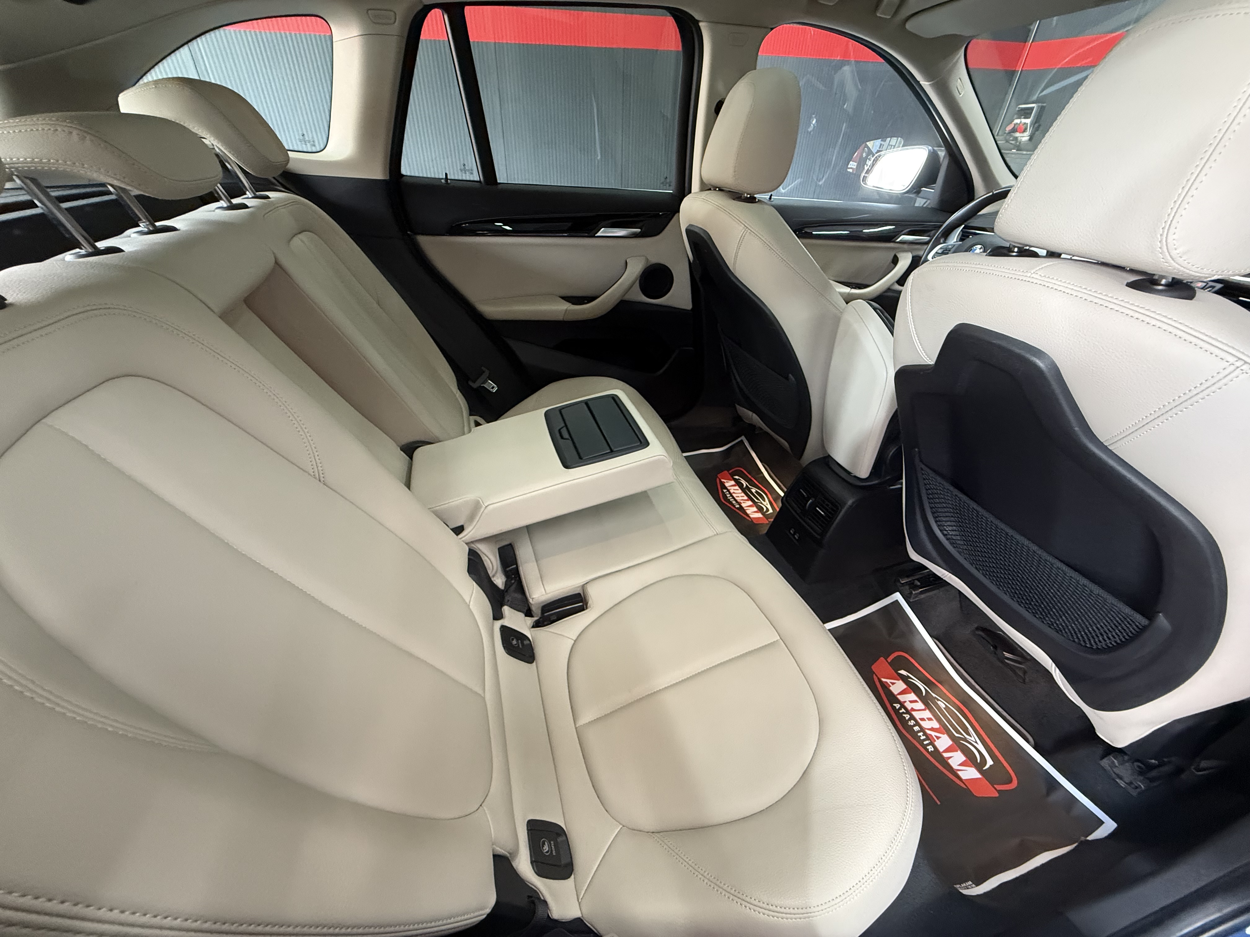 *ARBAM`DAN*BMW*X1*16d*SDRİVE*XLİNE*41.210KM*SUV*LANSMAN*RENK*