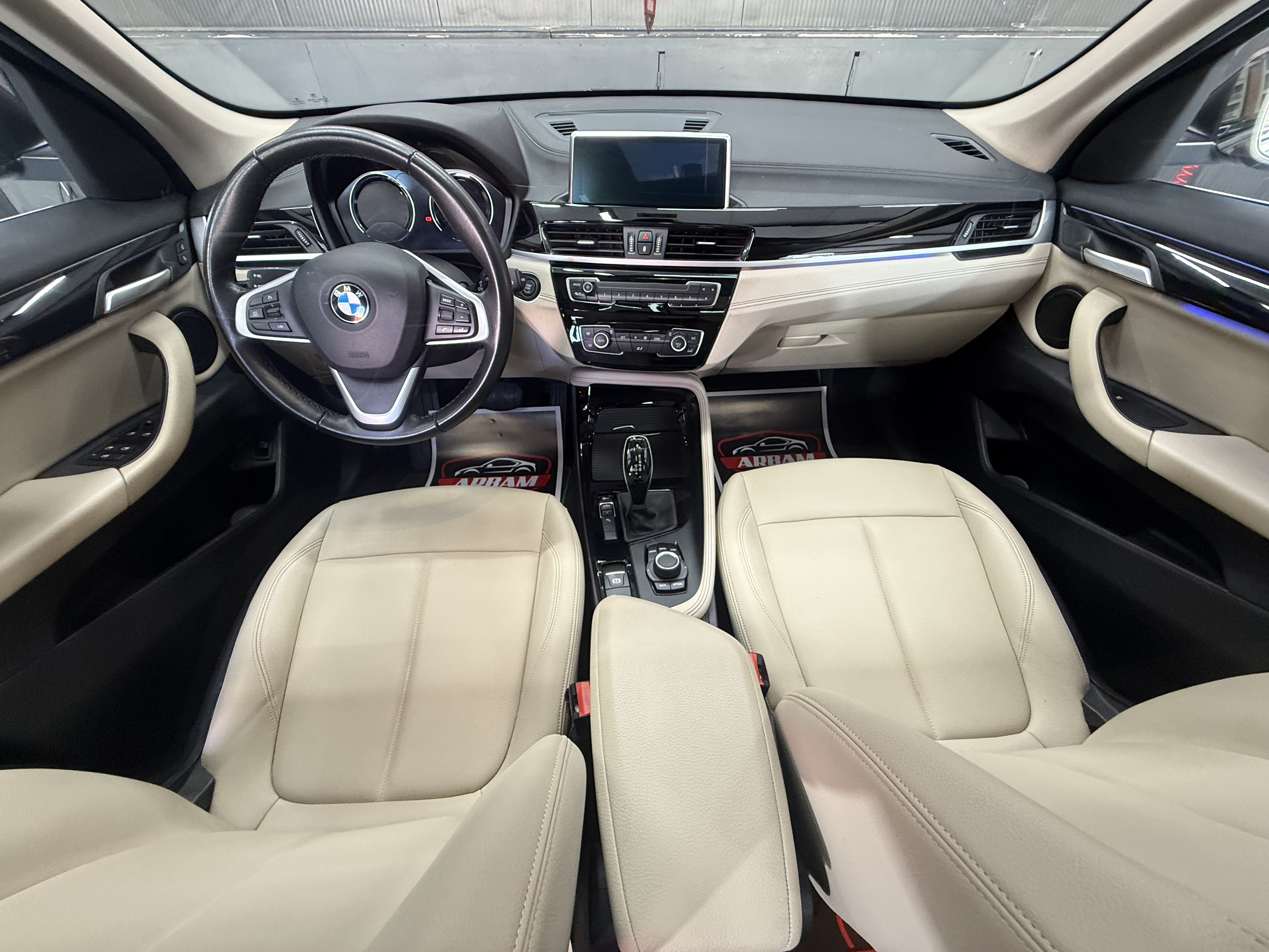 *ARBAM`DAN*BMW*X1*16d*SDRİVE*XLİNE*41.210KM*SUV*LANSMAN*RENK*