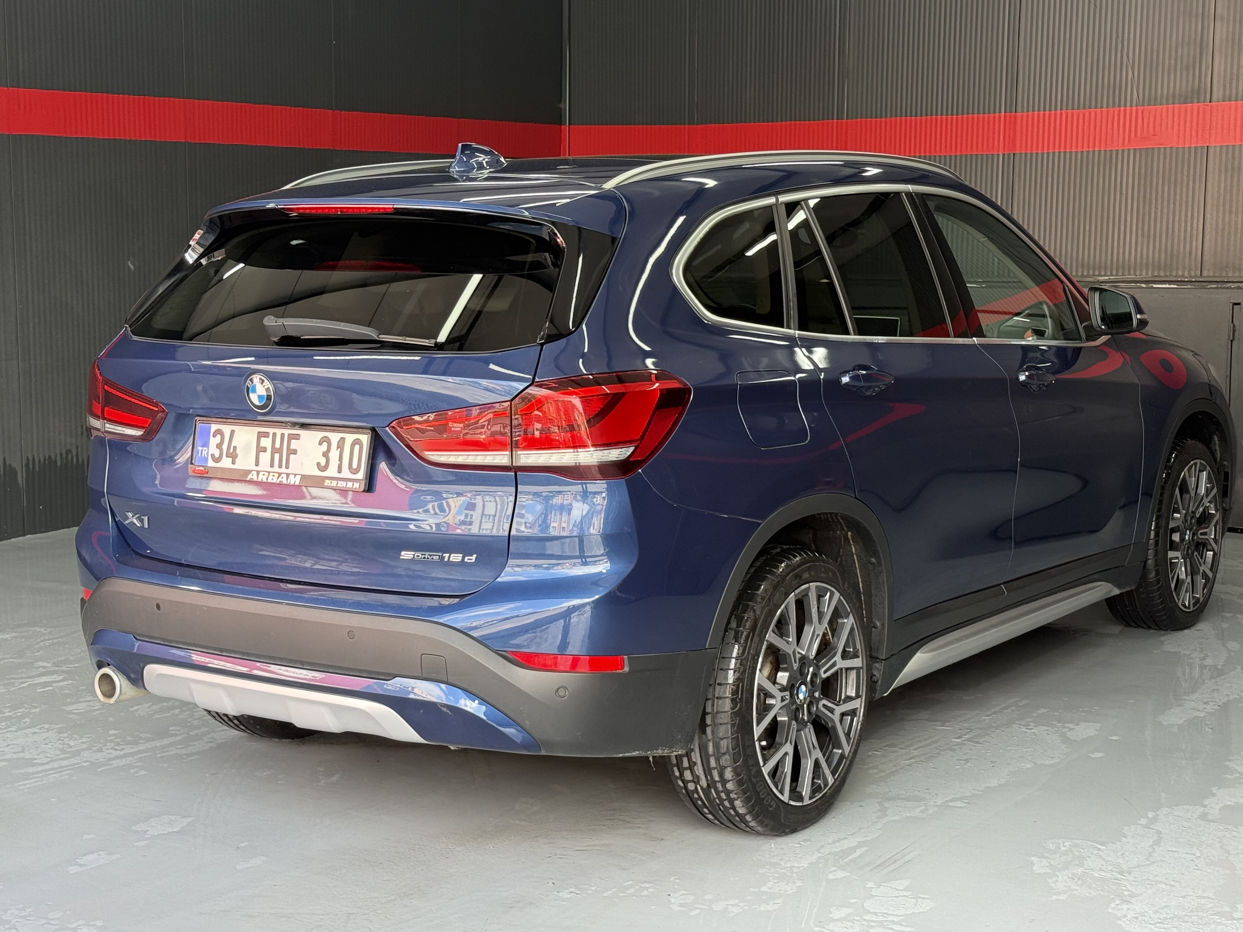 *ARBAM`DAN*BMW*X1*16d*SDRİVE*XLİNE*41.210KM*SUV*LANSMAN*RENK*