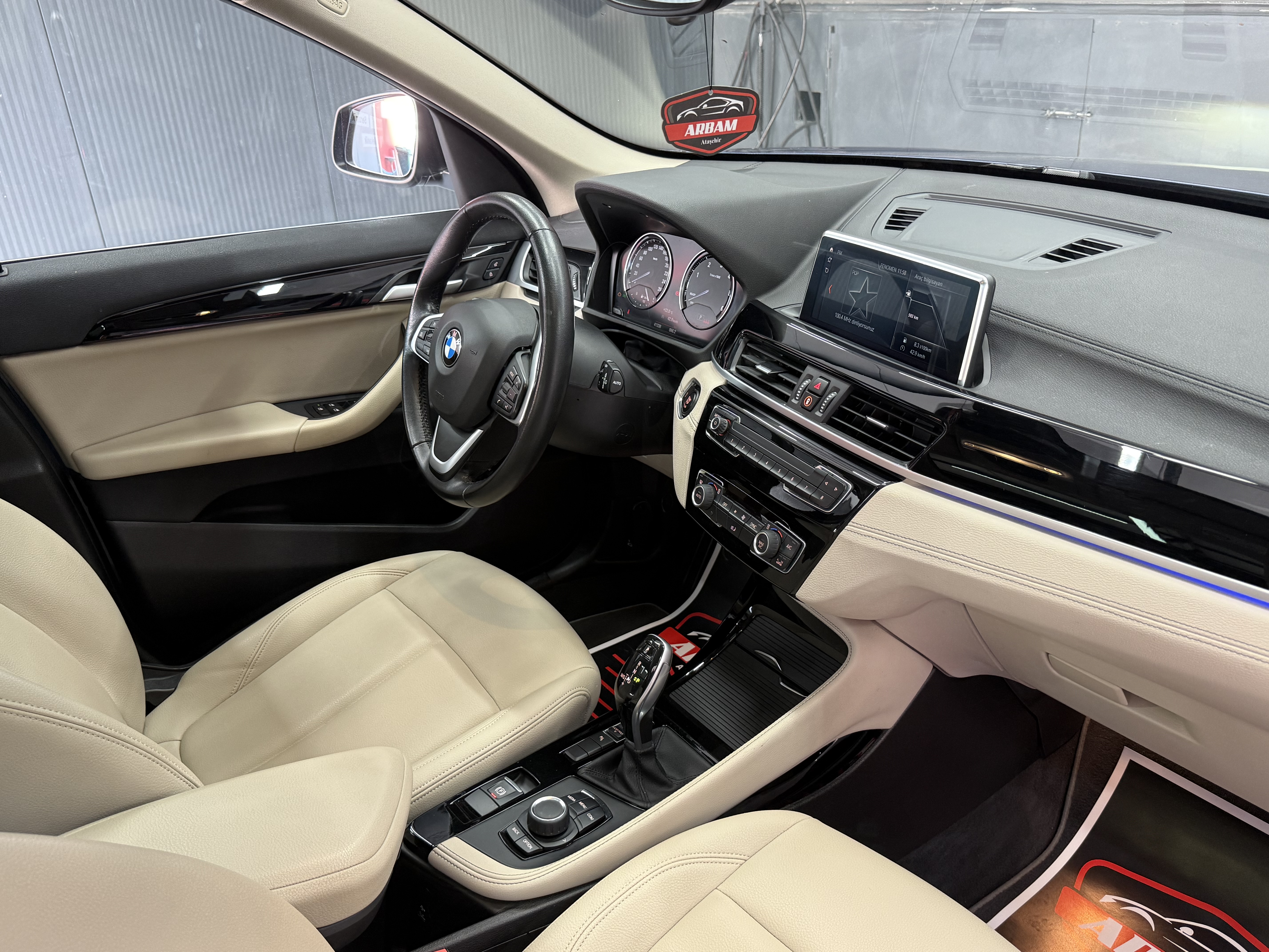 *ARBAM`DAN*BMW*X1*16d*SDRİVE*XLİNE*41.210KM*SUV*LANSMAN*RENK*